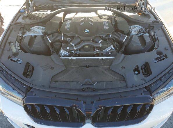 WBA13BK03MCF77744 2021 BMW M5 Белый Вид задней части салона