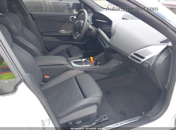 WBA23GG07T7U42779 2026 BMW OTHER Белый Вид салона спереди