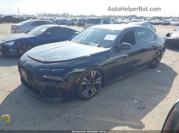 WBA33EJ05PCM90618 2023 BMW OTHER Black Front left