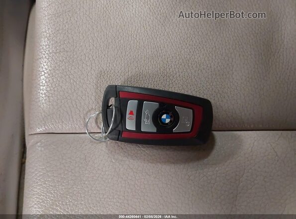 WBA4R9C55HK680980 2017 BMW OTHER Зеленый Вид панели приборов
