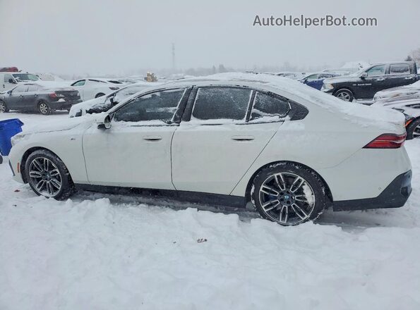 WBA53FJ0XRCP13012 2024 BMW 5 SERIES White Tył lewy