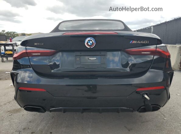 WBA63AT06PCL45459 2023 BMW M4 Black Widok z tyłu