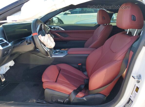 WBA73DA00TCW11433 2026 BMW M4 Белый Вид салона спереди