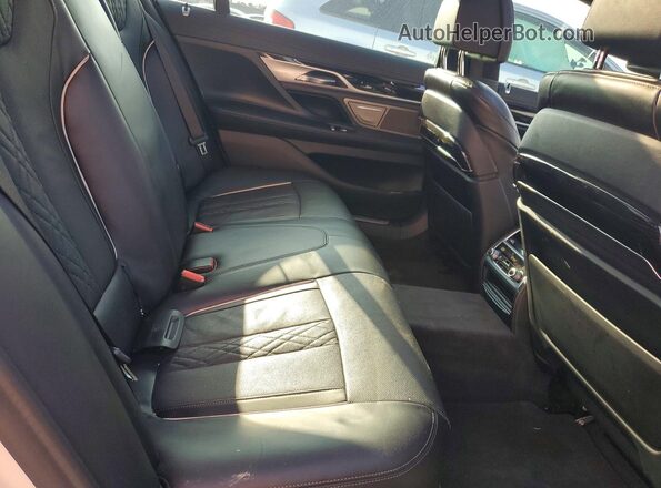 WBA7F0C52KGM24985 2019 BMW OTHER White Հետևի նստատեղերի տեսք