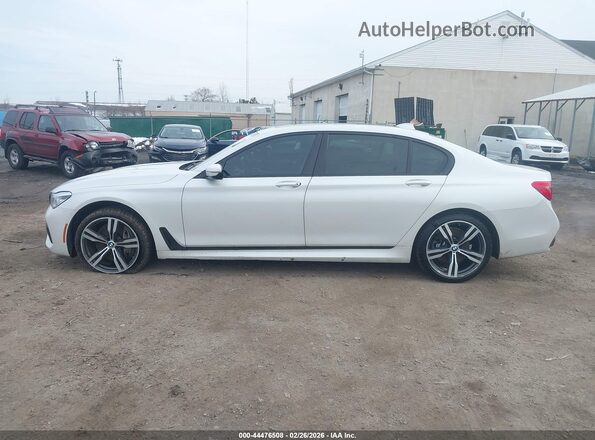 WBA7F2C56KB239928 2019 BMW OTHER Белый 