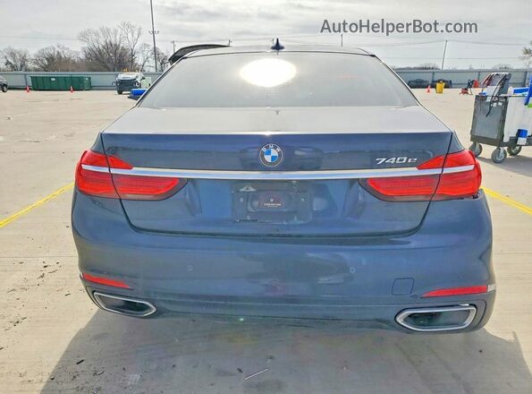 WBA7J2C52JB246288 2018 BMW OTHER Синий Вид салона спереди
