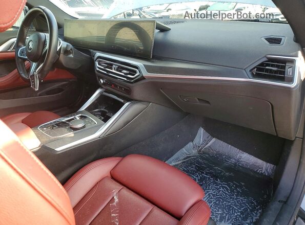 WBA83AP08RCP37610 2024 BMW M4 Gray Вид панелі приладів