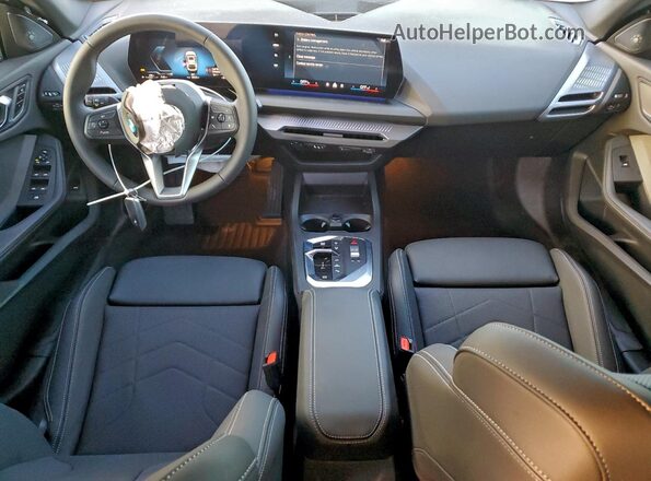 WBA83GG01T7U19668 2026 BMW OTHER Белый Вид панели приборов