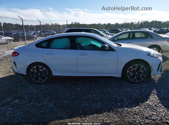 WBA83GG04T7U97684 2026 BMW OTHER White Widok wnętrza z tyłu
