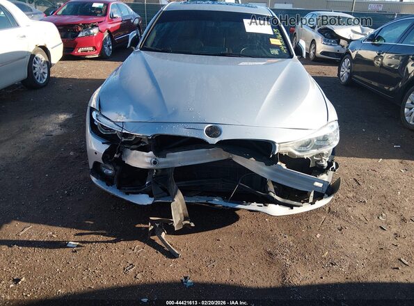WBA8B9C57JAE22271 2018 BMW OTHER Gray Widok z przodu