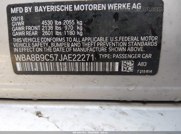 WBA8B9C57JAE22271 2018 BMW OTHER Gray Widok komory silnika