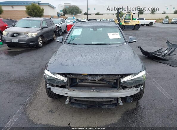 WBA8E1C30HA158731 2017 BMW OTHER Gray Vista interior trasera