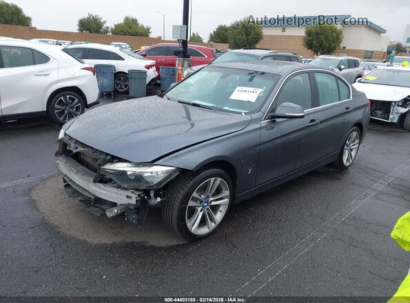 WBA8E1C30HA158731 2017 BMW OTHER Gray Vista tres cuartos delantera izquierda