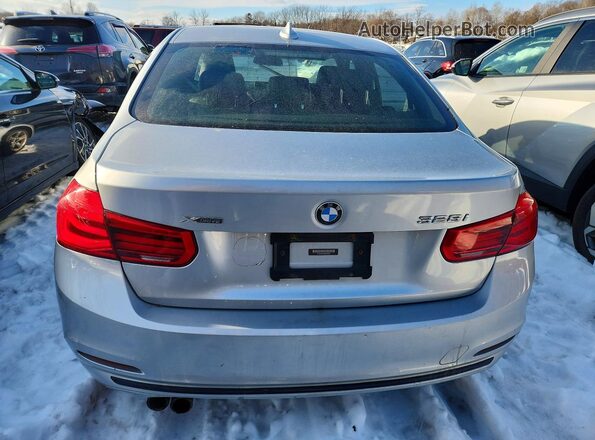 WBA8E3C53GK504907 2016 BMW OTHER Silver Widok z tyłu