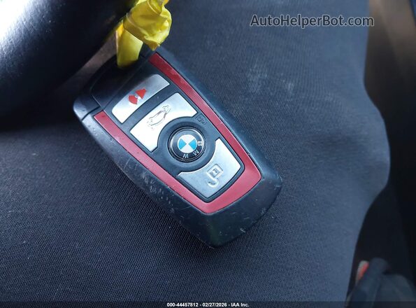 WBA8Z9C34HG827518 2017 BMW OTHER Silver Widok deski rozdzielczej