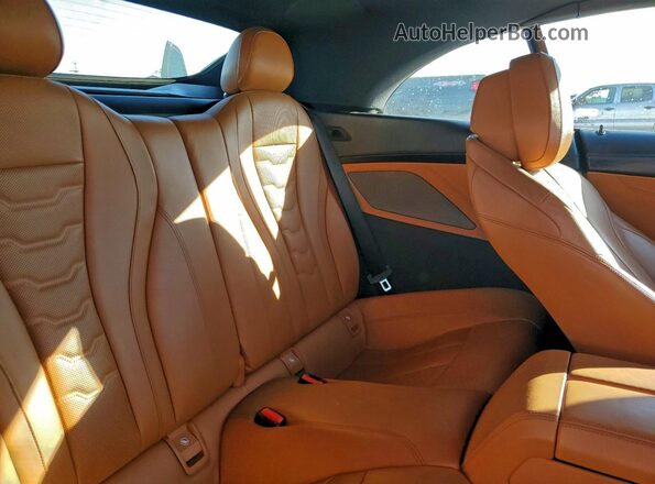 WBAFY4C01LCE00674 2020 BMW M8 Белый Вид задних сидений