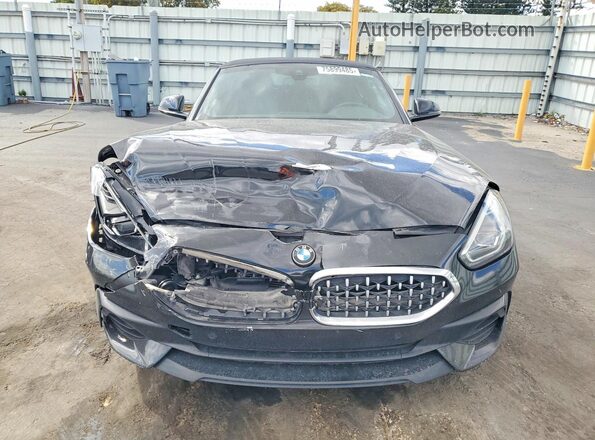 WBAHF3C06MWX25780 2021 BMW Z4 Черный Вид спереди