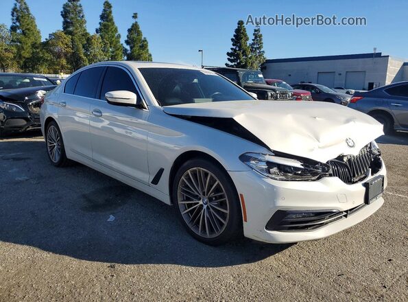 WBAJA5C54JWA37749 2018 BMW OTHER Белый Передняя правая четверть