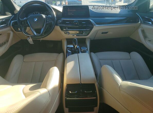 WBAJA5C55KWW21656 2019 BMW OTHER Белый Вид панели приборов