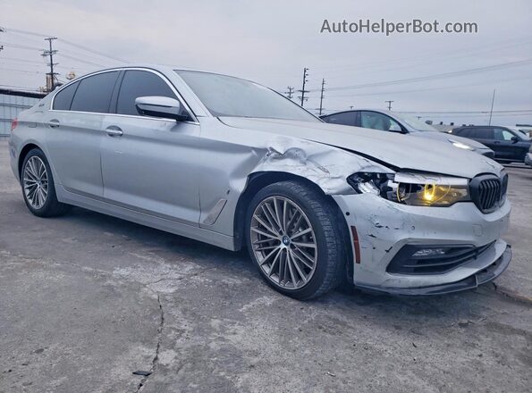 WBAJA9C51JB033458 2018 BMW 5 SERIES Серебряный Передняя правая четверть