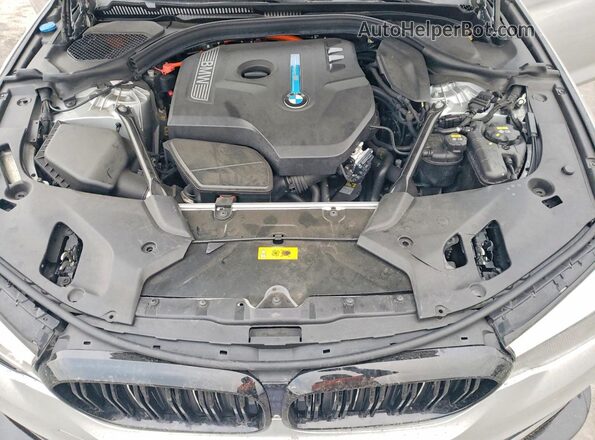WBAJA9C51JB033458 2018 BMW 5 SERIES Серебряный Вид задней части салона