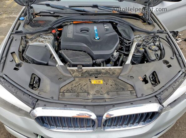 WBAJB1C5XKB376270 2019 BMW OTHER Silver უკანა სალონის ხედი