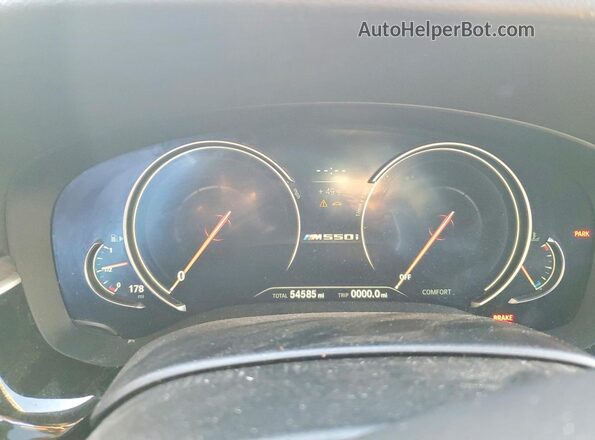 WBAJB9C53JB049433 2018 BMW M5 Gray Widok zestawu wskaźników