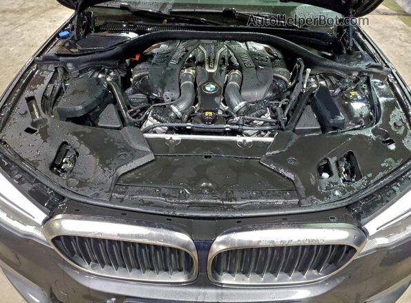 WBAJB9C54JB036545 2018 BMW M5 Gray Սալոնի հետևի տեսք