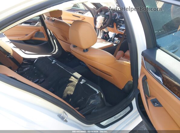 WBAJE5C35HG917217 2017 BMW OTHER Белый Вид наклейки с VIN-кодом