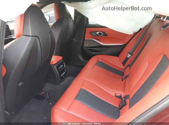 WBS13HJ02SFT95915 2025 BMW M3 Red Vista de la etiqueta del VIN