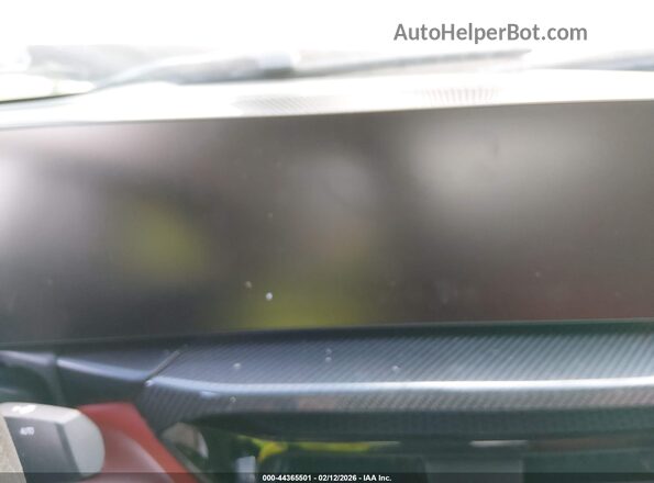 WBS13HJ02SFT95915 2025 BMW M3 Red Vista de los asientos traseros