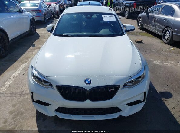 WBS2U7C08L7E69667 2020 BMW M2 Белый Вид панели приборов