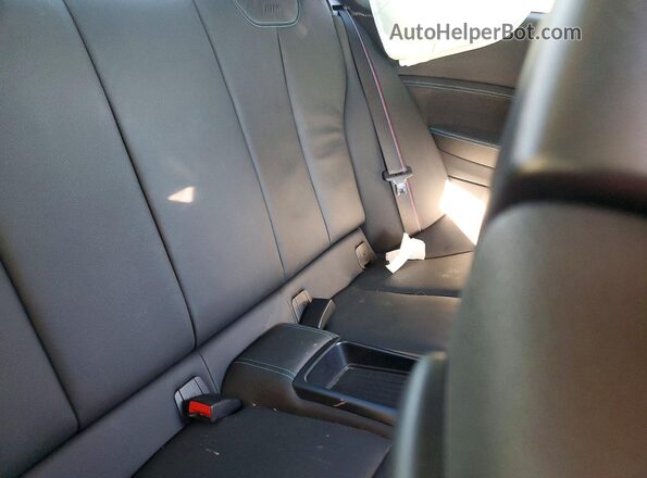 WBS2U7C0XL7D74480 2020 BMW M2 Белый Вид задних сидений