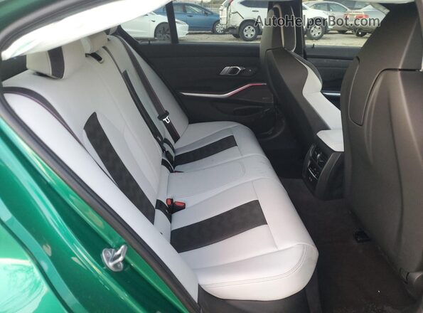WBS33AY08PFN61772 2023 BMW M3 Green Widok tylnych siedzeń