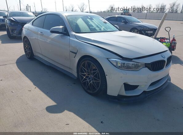 WBS3R9C31HA014324 2017 BMW M4 Белый Передняя правая четверть