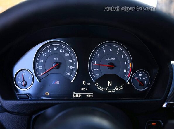 WBS3R9C51GK708487 2016 BMW M4 Оранжевый Вид щитка приборов
