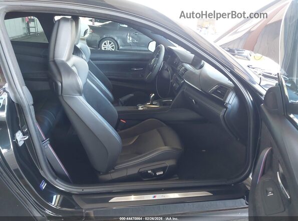 WBS3S7C59KAC09334 2019 BMW M4 Black Widok wnętrza z przodu