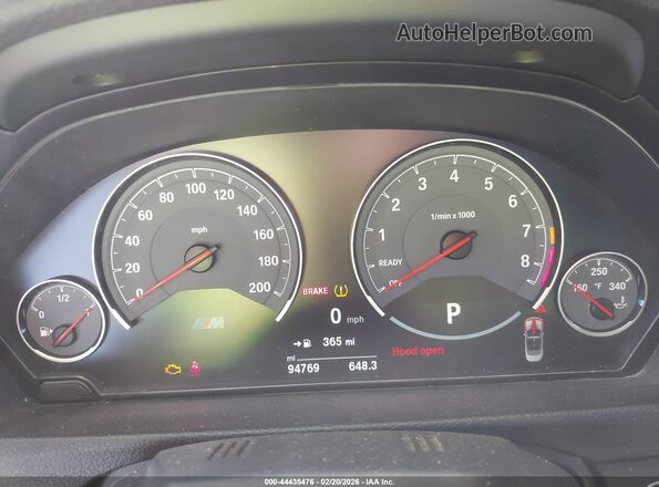 WBS3U9C52HP970666 2017 BMW M4 Black Widok tylnych siedzeń