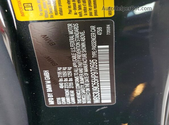 WBS3U9C55HP970595 2017 BMW M4 Black Vista del compartimento del motor