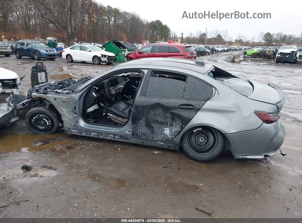 WBS43AY01PFR04300 2023 BMW M3 Серый Вид задней части салона