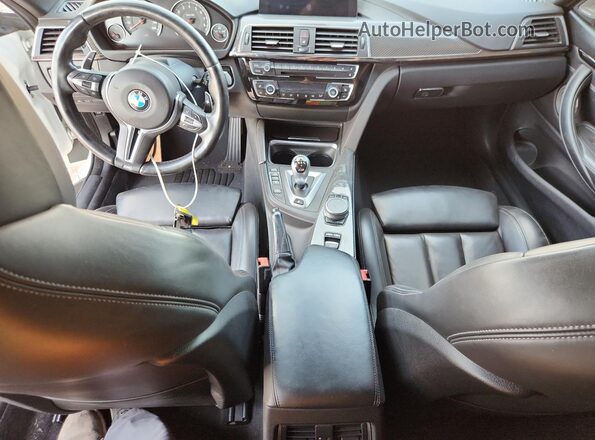 WBS4Z9C07L5R43784 2020 BMW M4 Белый Вид панели приборов