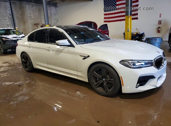 WBS83CH03PCL49056 2023 BMW M5 Белый Передняя правая четверть