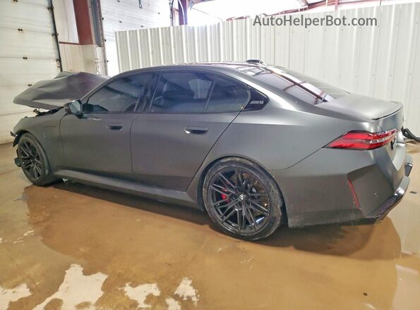 WBS83FK00TCU95547 2026 BMW M5 Черный Задняя левая четверть