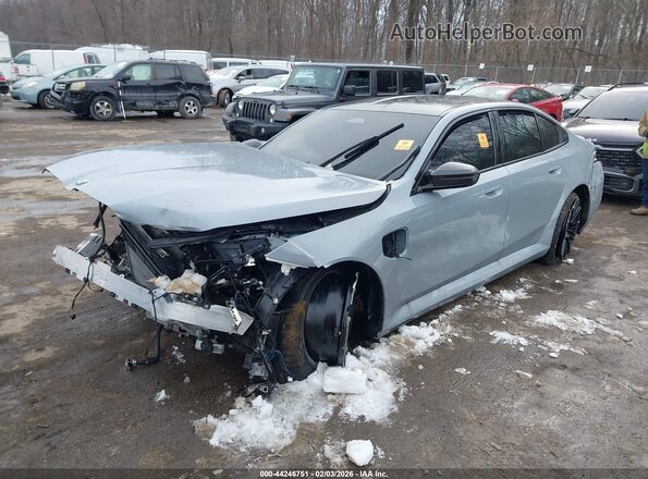 WBS83FK05TCV68511 2026 BMW M5 Gray Vista tres cuartos delantera izquierda