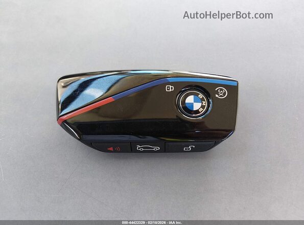 WBS83FK06TCW13620 2026 BMW M5 Черный Вид панели приборов