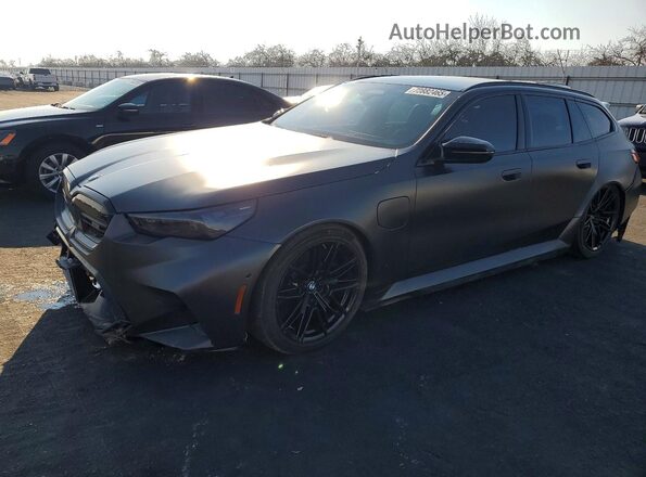 WBS83GV05SCU45064 2025 BMW M5 Угольный Передняя левая четверть