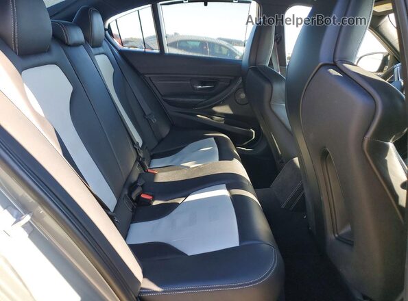 WBS8M9C59J5L00524 2018 BMW M3 Серый Вид задних сидений