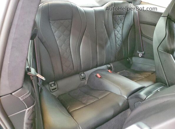 WBSAE0C02PCL26790 2023 BMW M8 Black Widok tylnych siedzeń