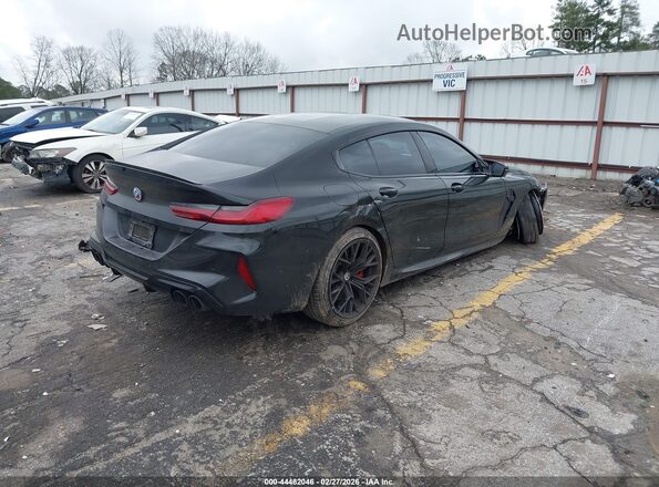 WBSGV0C06PCL37737 2023 BMW M8 Black Tył prawy