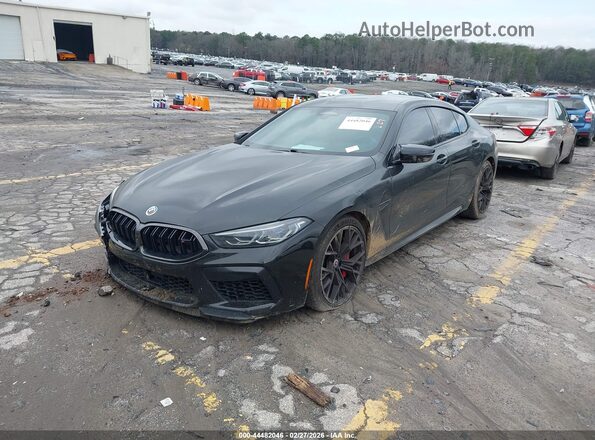 WBSGV0C06PCL37737 2023 BMW M8 Black Przód lewy